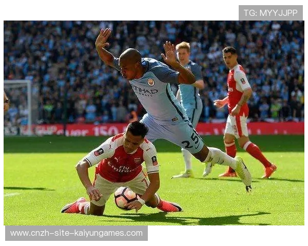 亚特兰大穆索的扑救动作优势明显 亚特兰大穆索的扑救动作优势明显